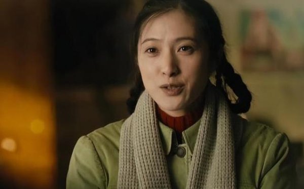 浩源配资 从寒门女孩到中戏才女，隋俊波放弃初恋靳东，45岁凭演技翻红！