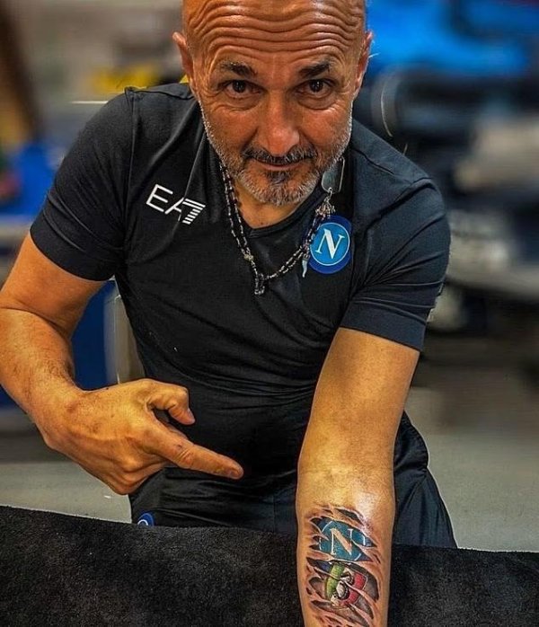 火山策略 纹身师：不觉得斯帕莱蒂执教尤文是背叛那不勒斯，这只是工作